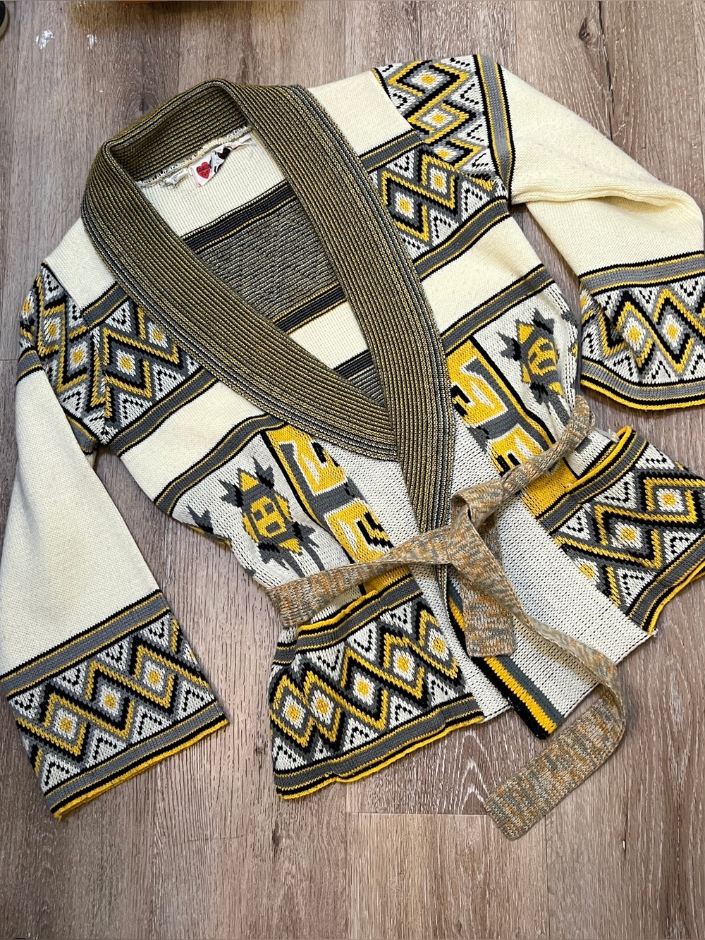 Vintage Cardigan 70’s Boho Wrap Southwest Native American Design David Brett